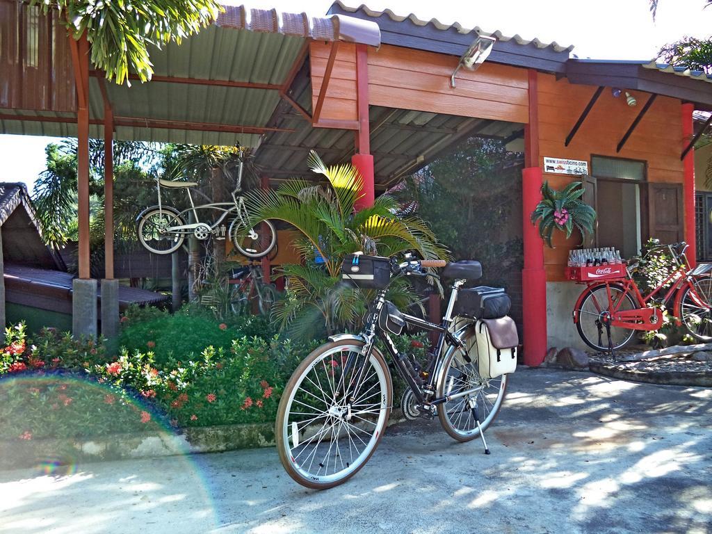Swiss Ticino Guesthouse & Restaurant Mae Wang Exterior photo