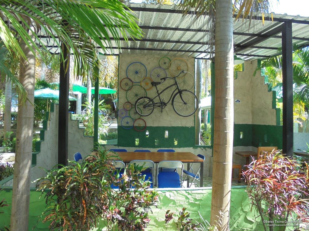 Swiss Ticino Guesthouse & Restaurant Mae Wang Exterior photo